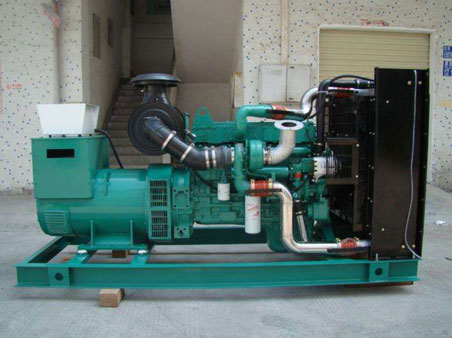 白银1100kw康明斯柴油发电机组图片 白银1100kw康明斯柴油发电机组图片